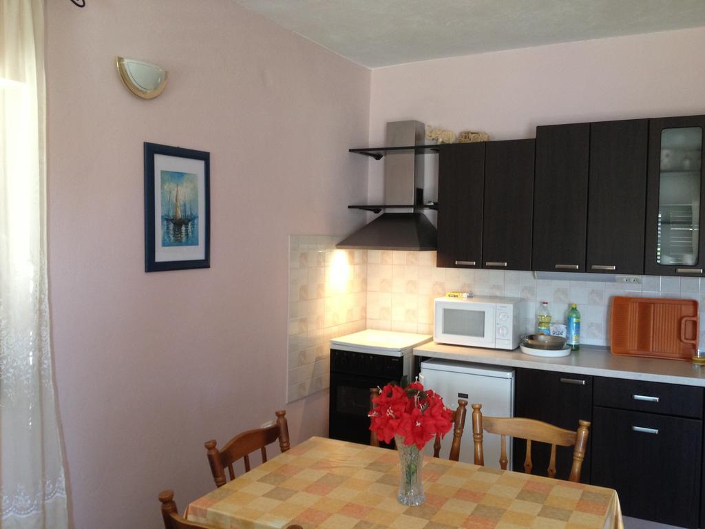 Apartment Raslina Pokój zdjęcie