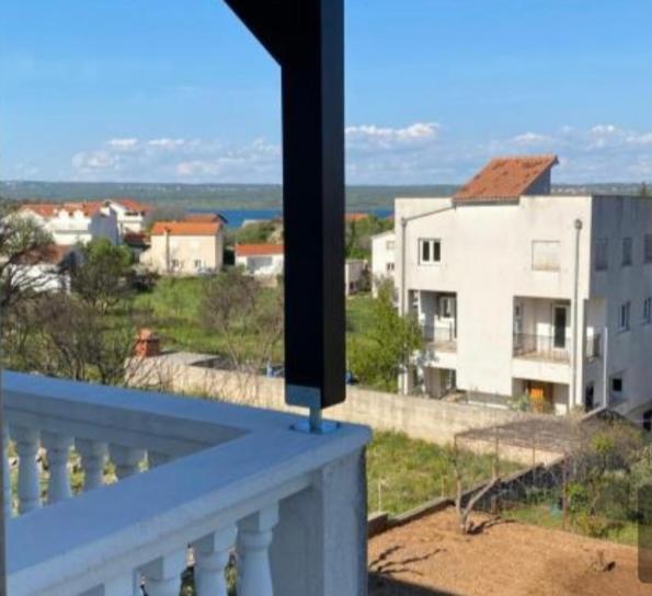 Apartment Raslina Zewnętrze zdjęcie